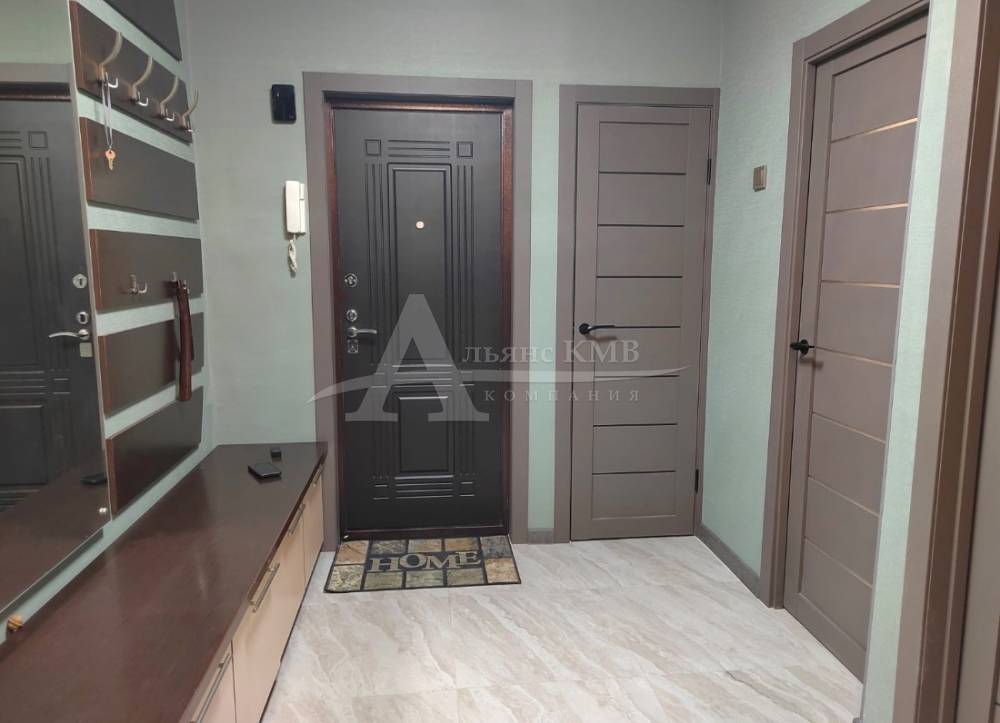 81b26168-d129-4415-8f8d-7690ae959fcb