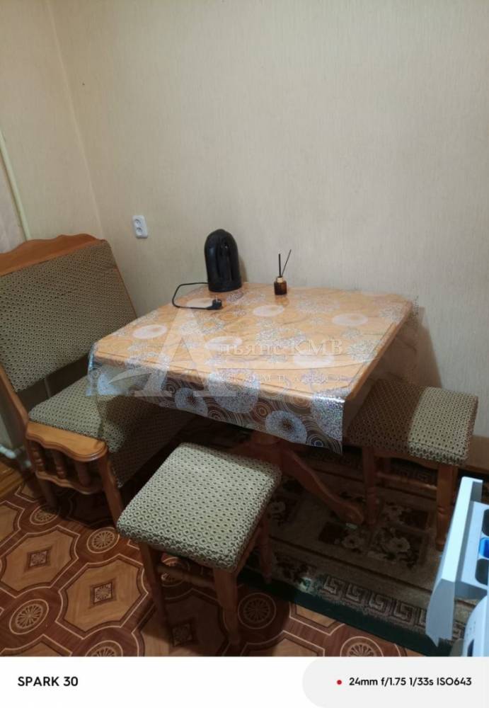 photo_5467483090411261237_y