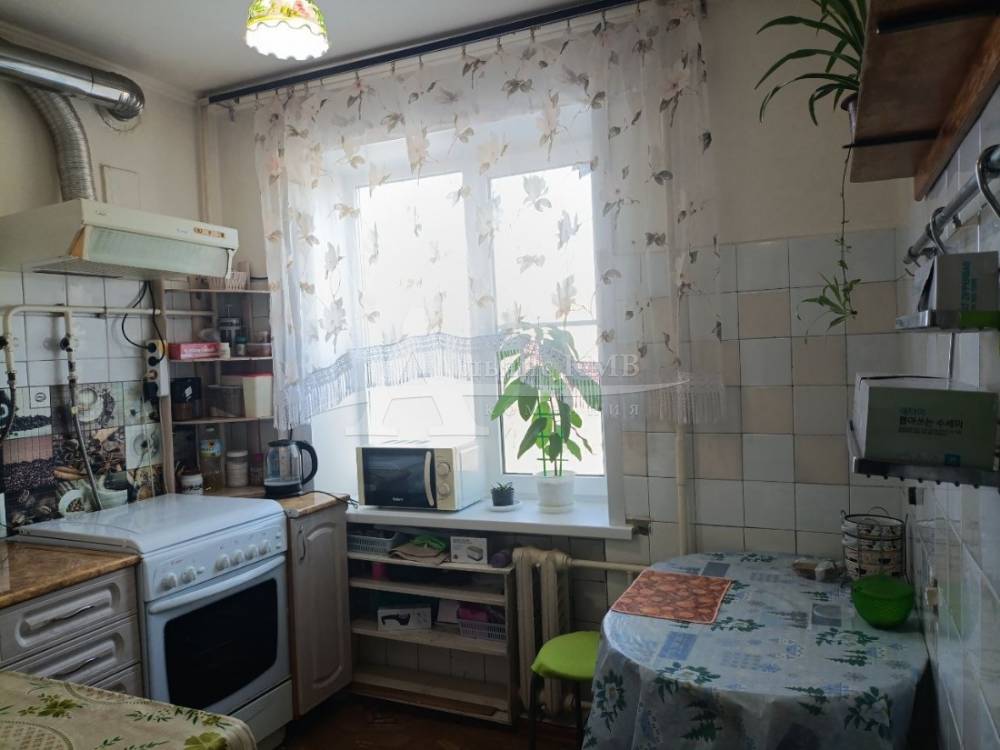 photo_5467641248286970207_y