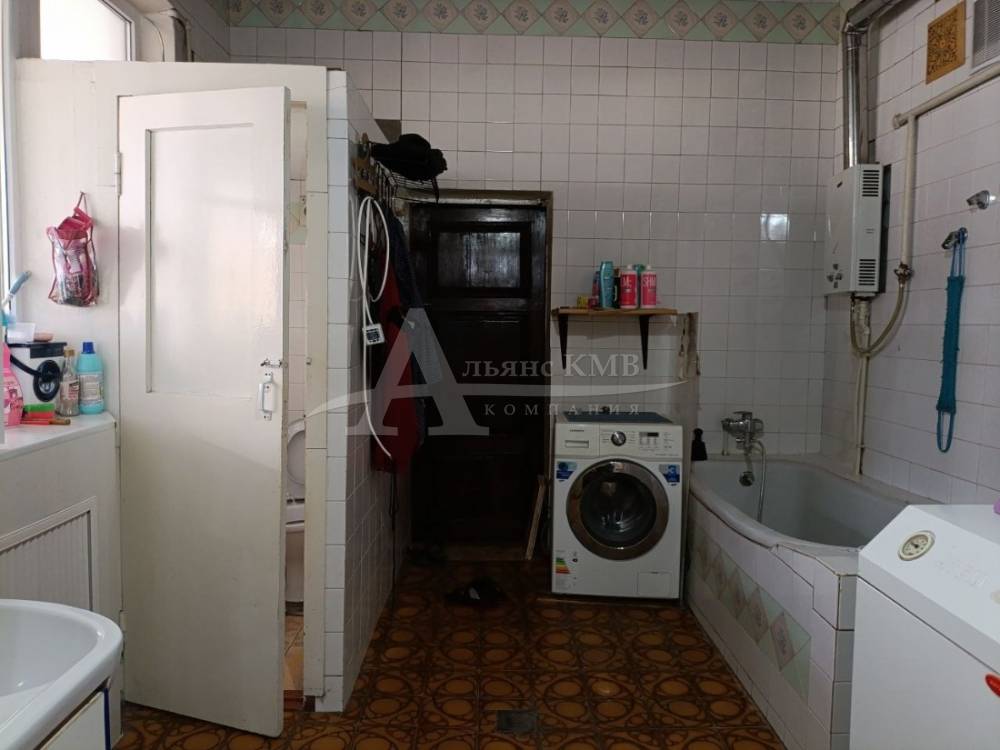 photo_5300883503723968780_y