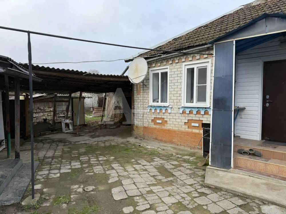 Ставропольский край, Георгиевск, Новая ул.; Дом 45м² на участке 15 сот. 1 эт.