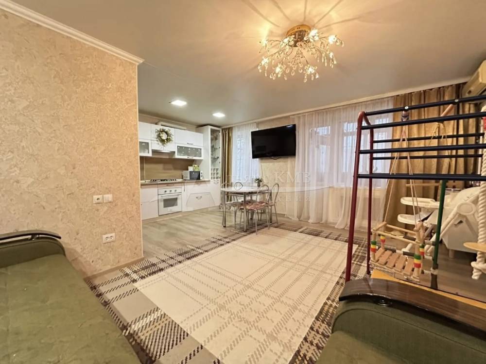 a5332096-d080-4bba-b16e-24005c908699