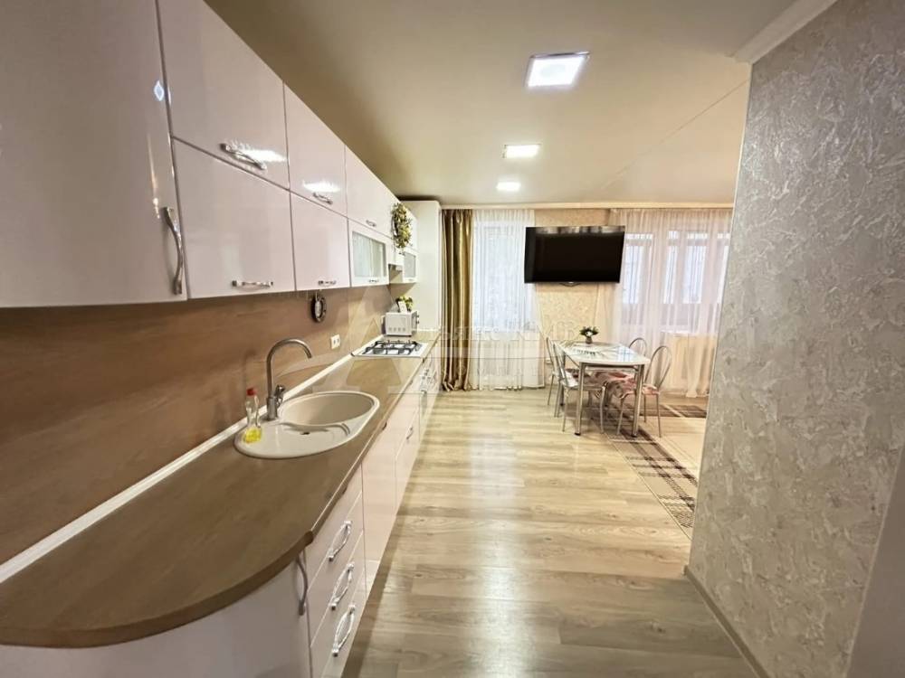 cb9c88e8-b2ef-4e46-8c7a-5d234635e147