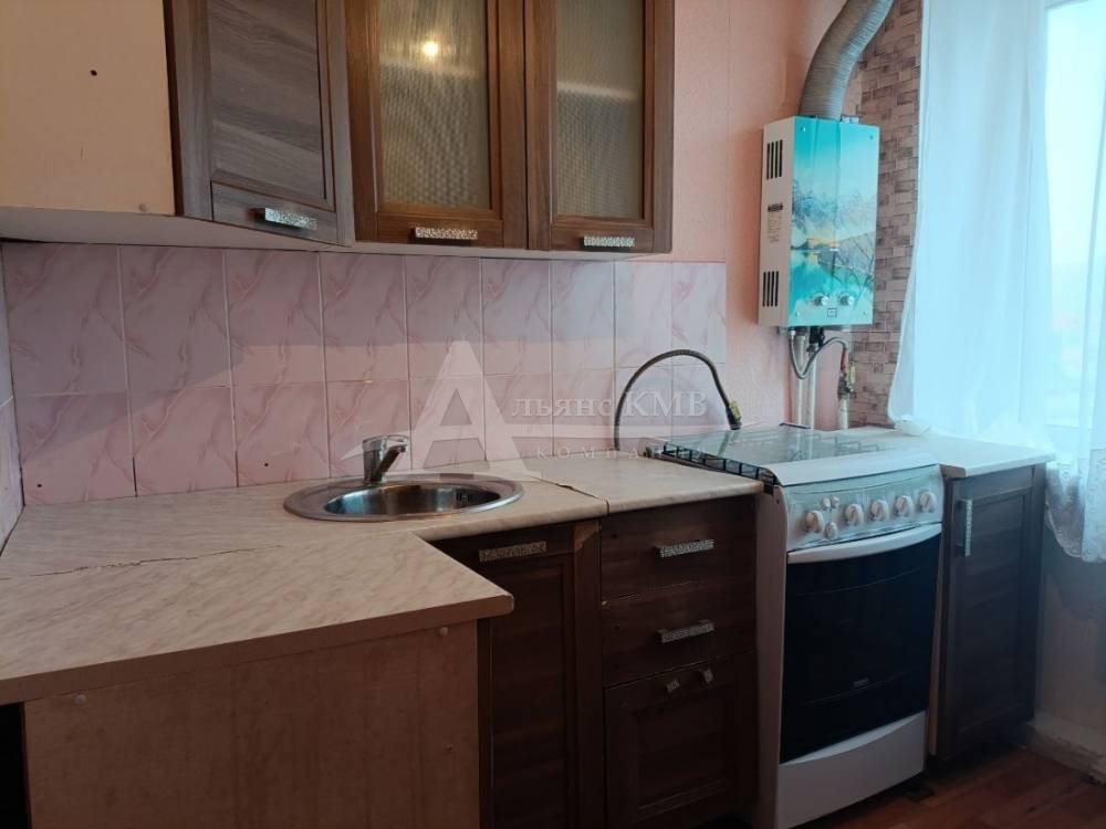 photo_5190695593762819617_y