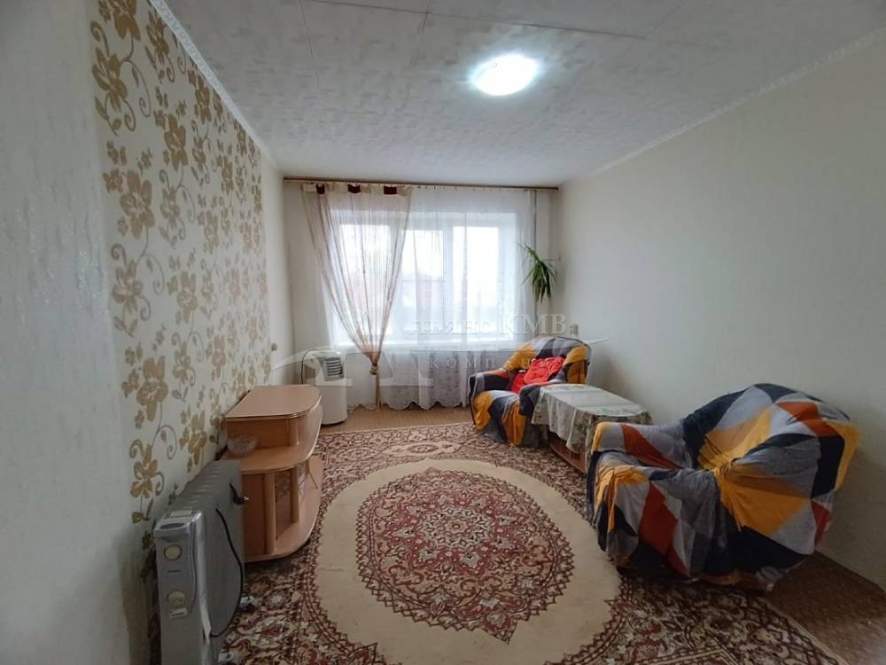 Ставропольский край, Зеленокумск, Советская ул.; Квартира 53м² 2/5 эт.