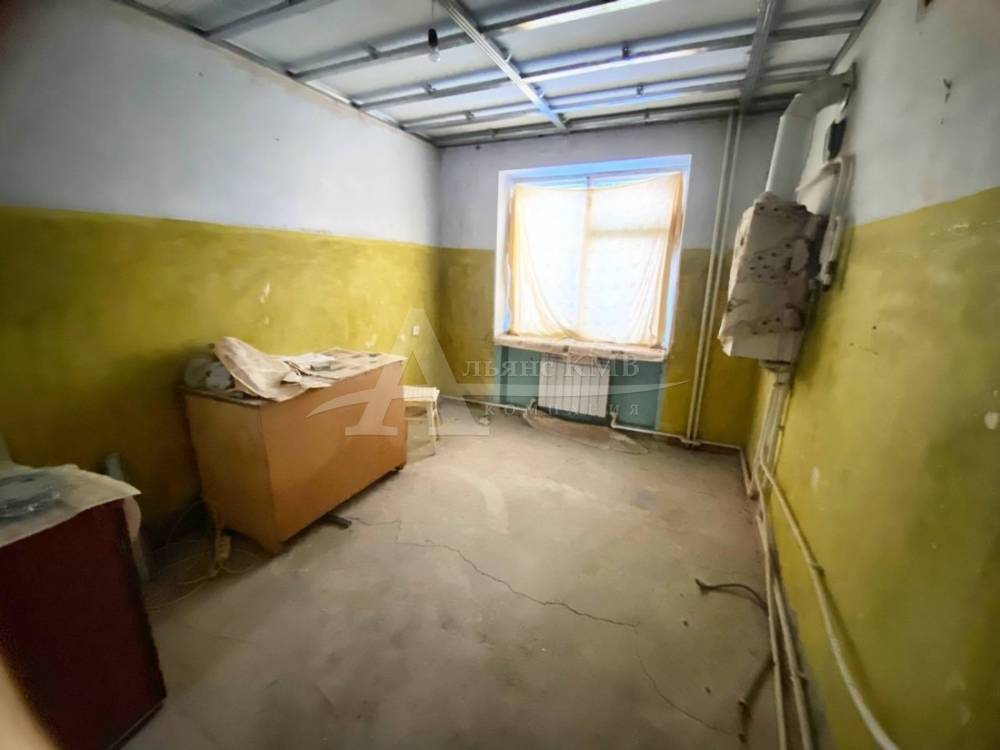 Ставропольский край, Новопавловск, Красная ул.; Квартира 60м² 1/5 эт.