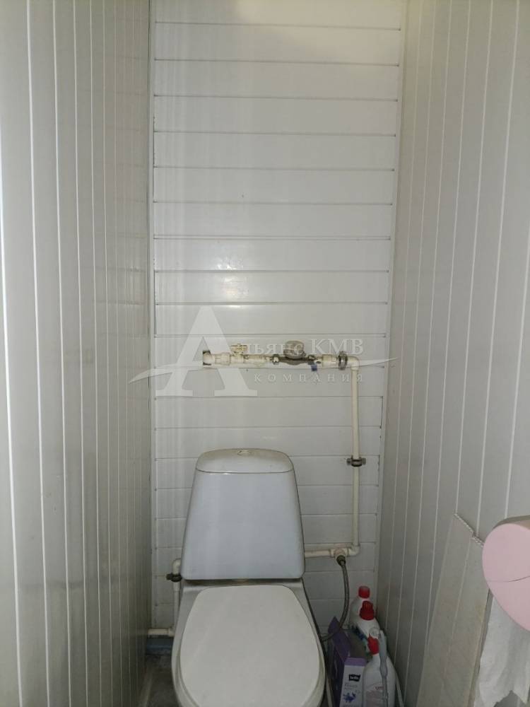 photo_5192942170896272397_y