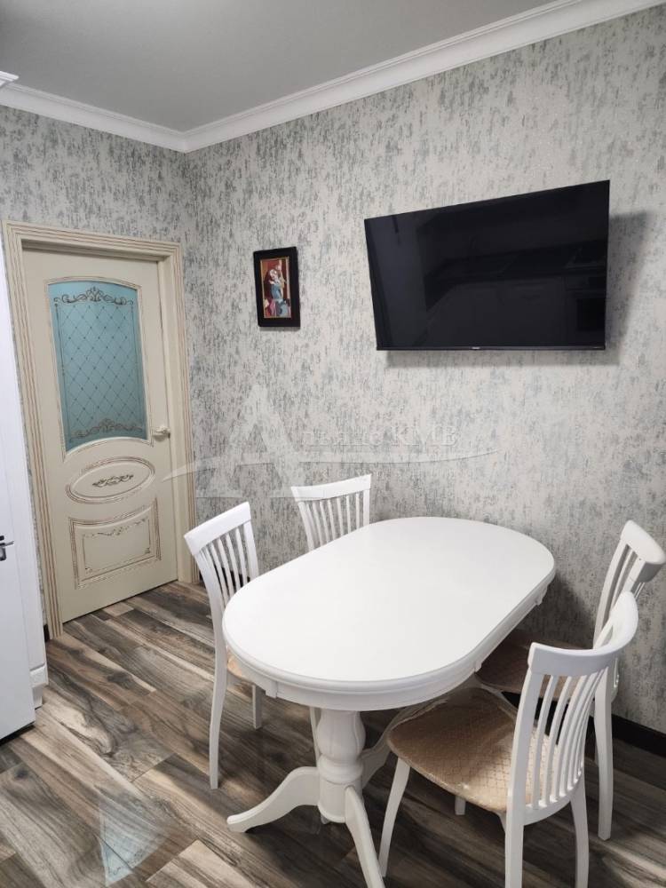 4cdee078-9a31-48b4-bf87-31a994e0a01a