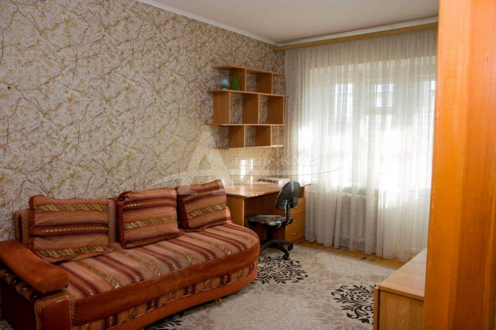 photo_5231267955079844778_y