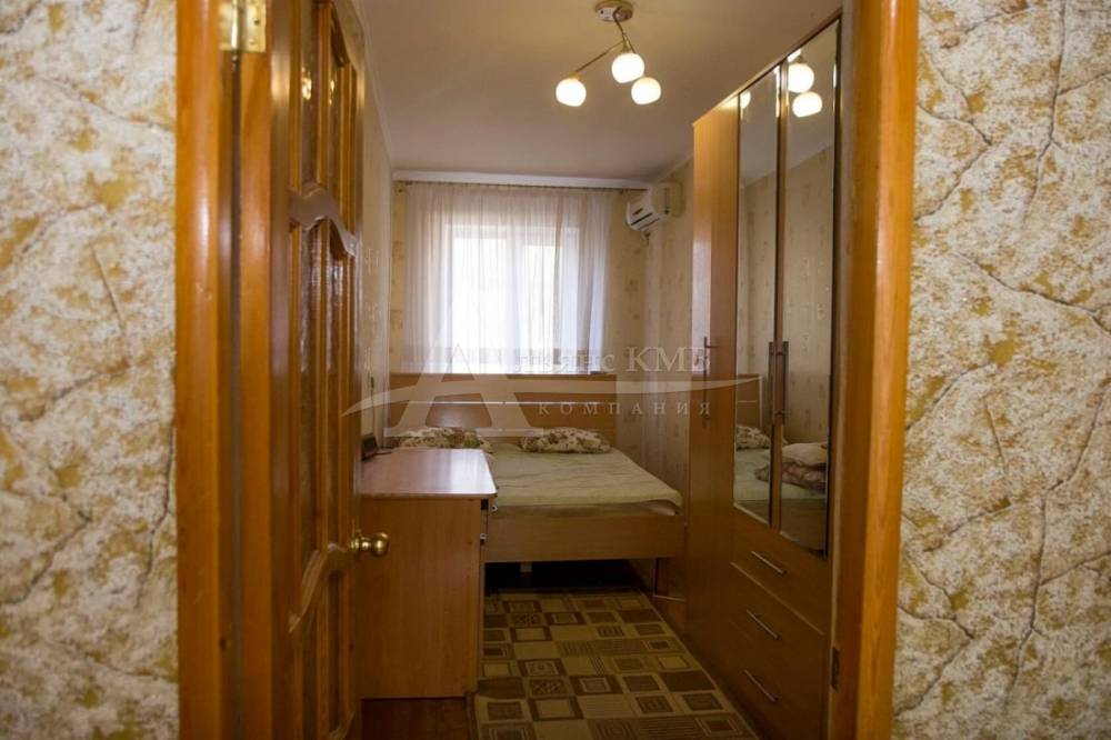 photo_5231267955079844779_y