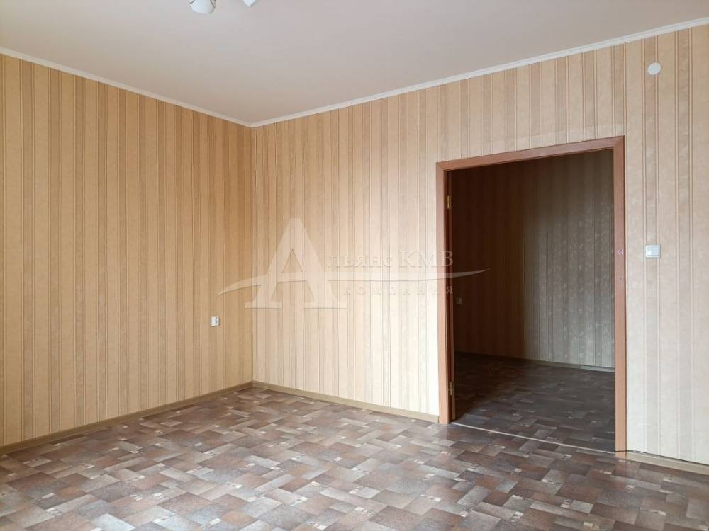 photo_5233490570590754167_y