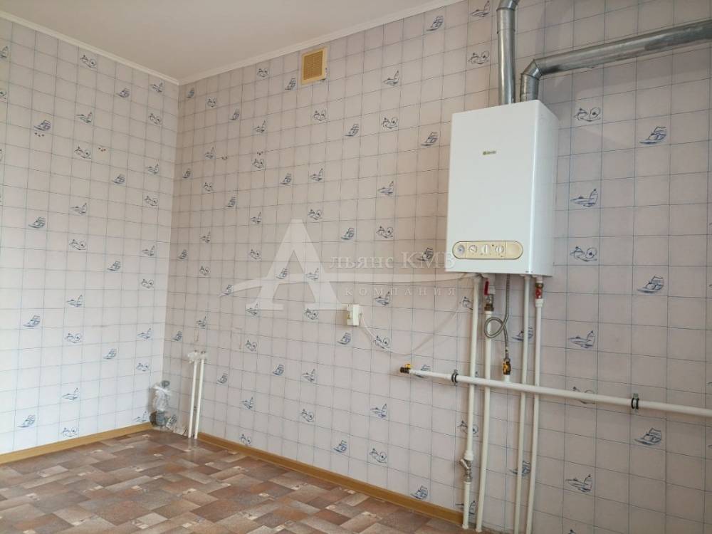 photo_5233490570590754161_y