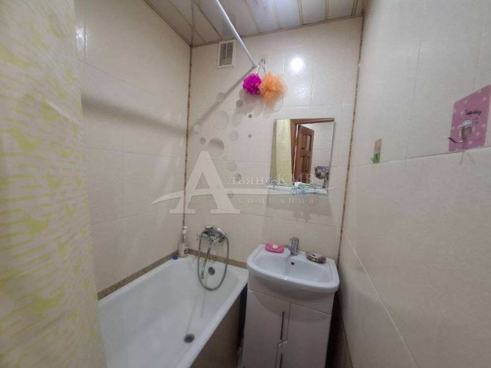 photo_5238217718970913383_y