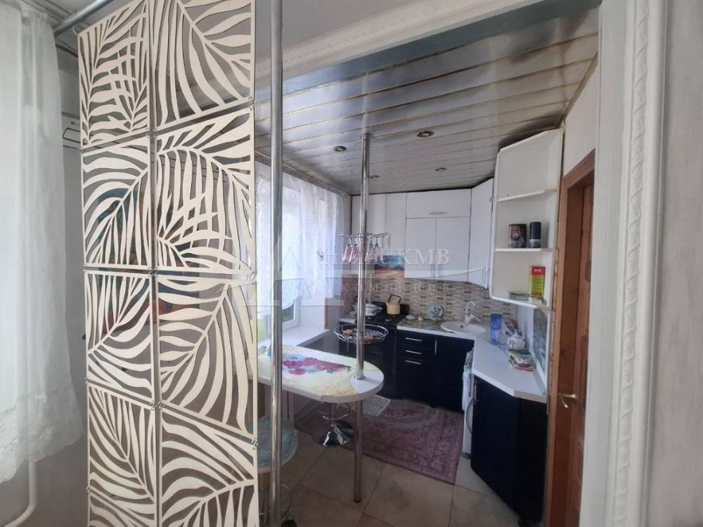 photo_5238217718970913400_y