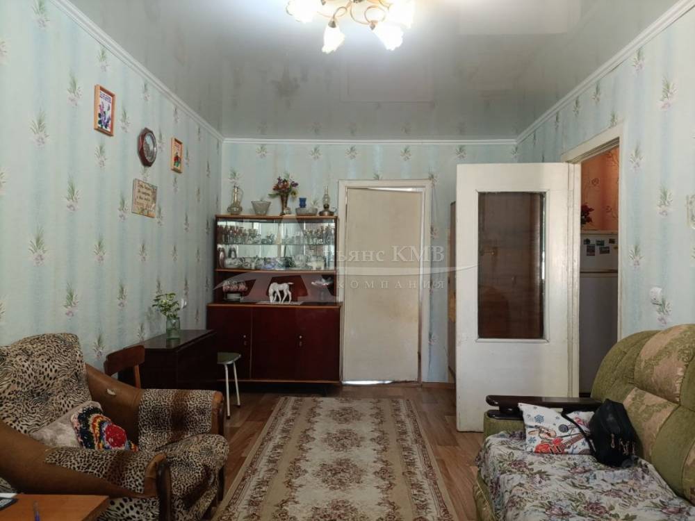 photo_5395341929190912439_y