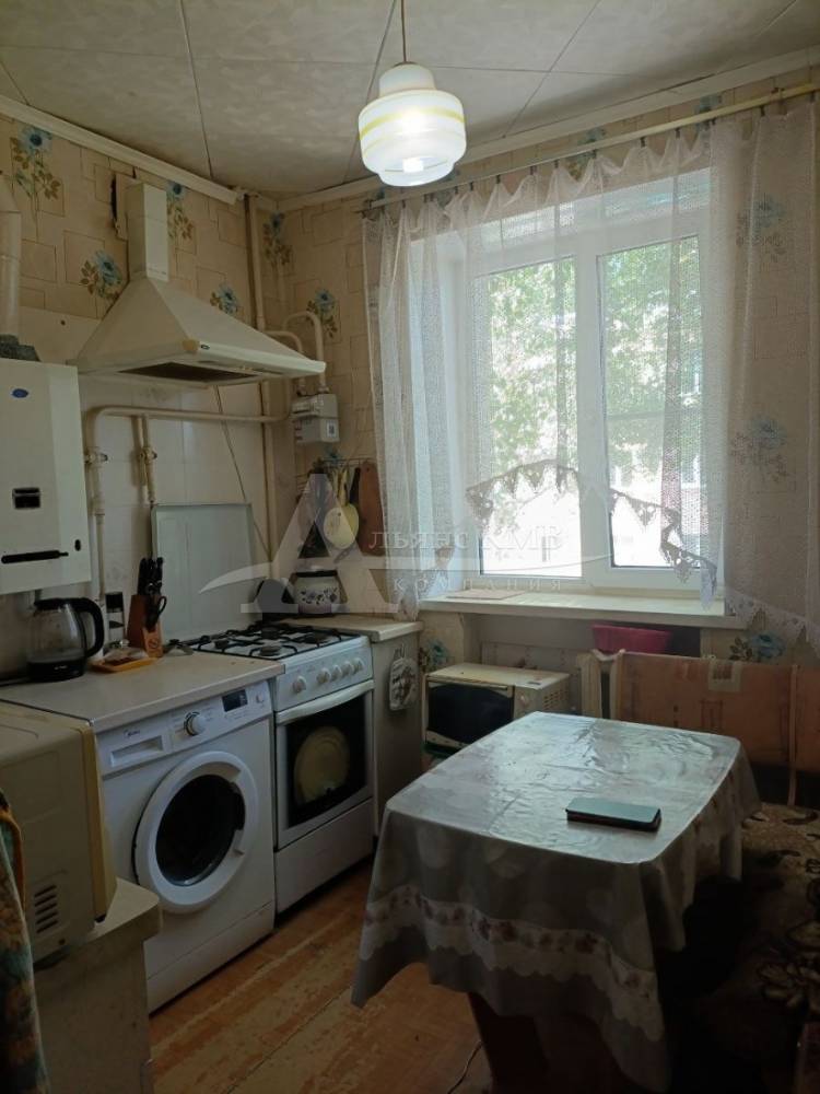 photo_5395341929190912431_y