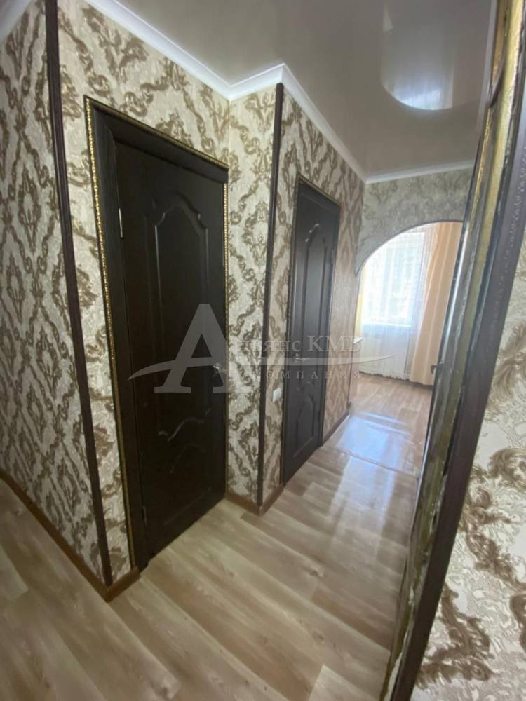 photo_5256124099052900903_y