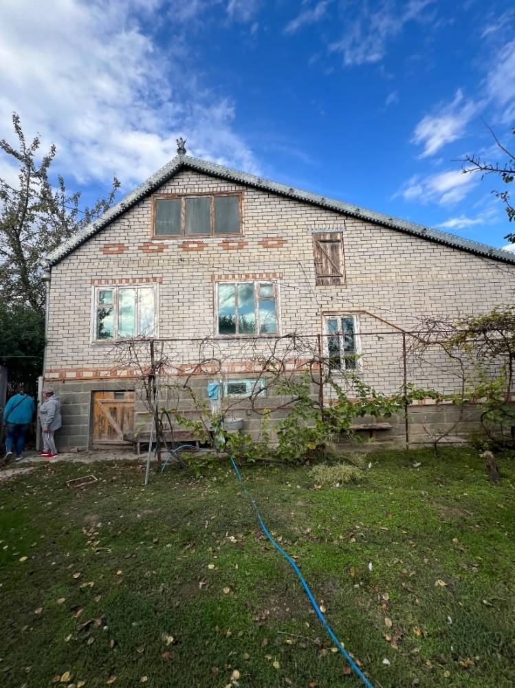 Ставропольский край, Георгиевск, Школьная ул.; Дом 140м² на участке 15 сот. 1 эт.