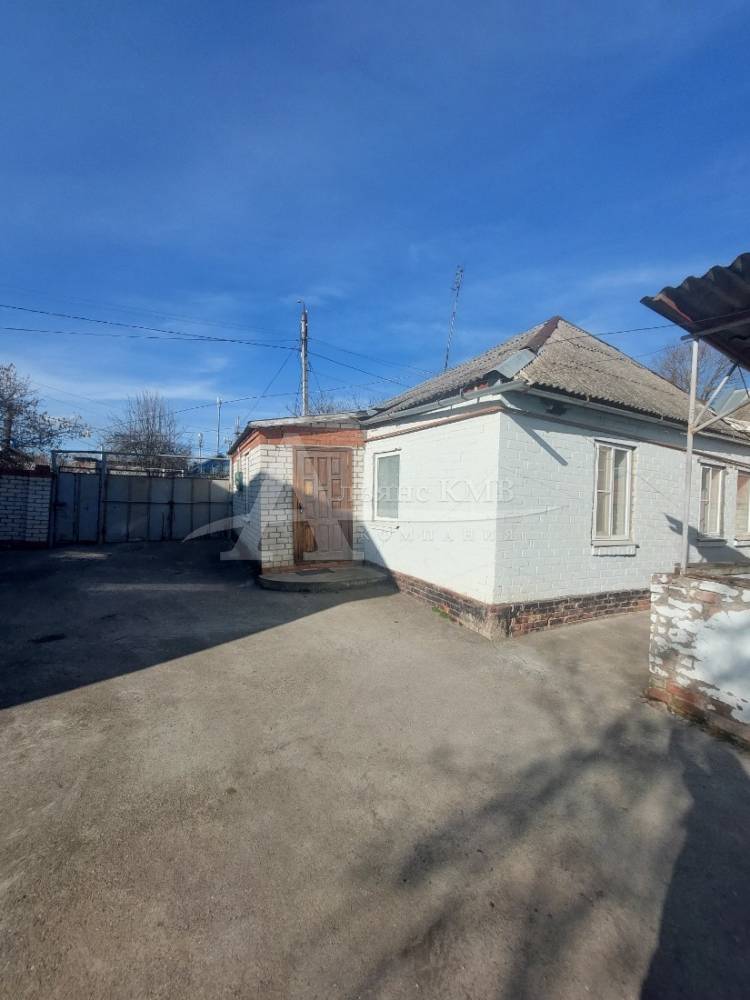 Ставропольский край, Георгиевск, Докучаева ул.; Дом 80м² на участке 9 сот. 1 эт.