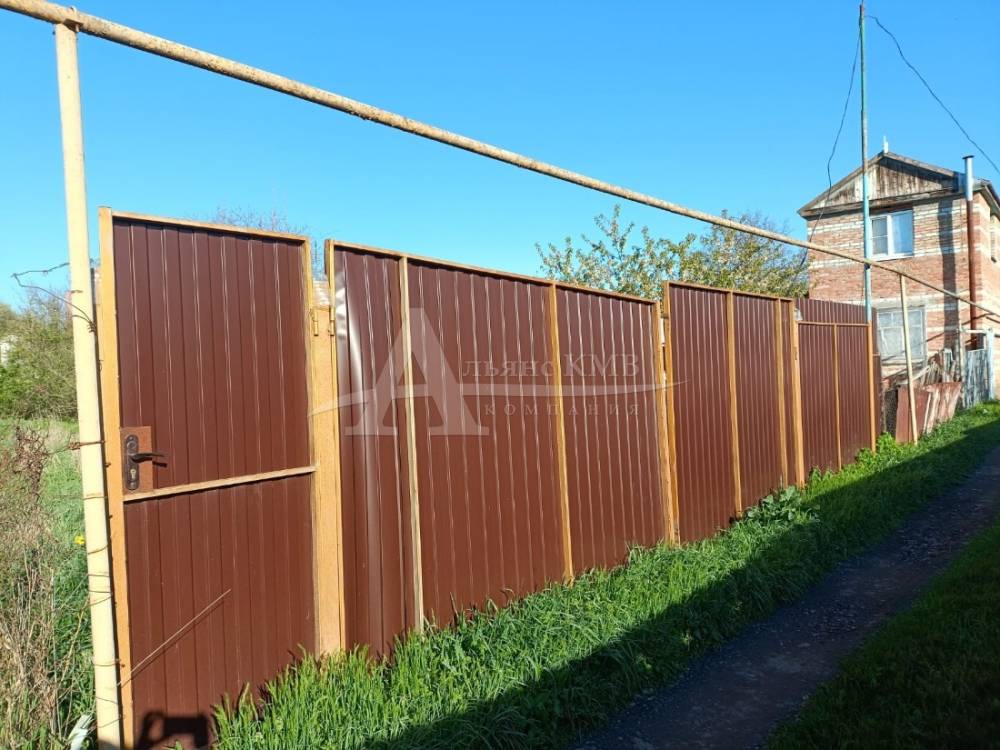 Ставропольский край, Георгиевск, Ореховая ул.; Участок на участке 7 сот.