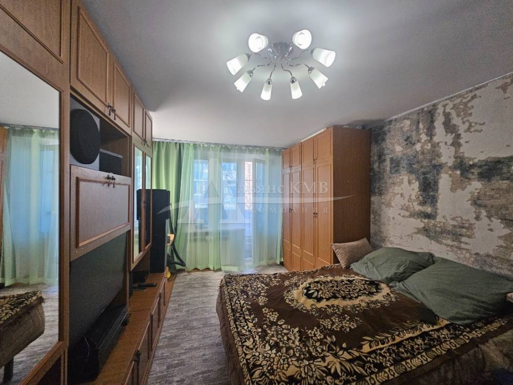 Ставропольский край, Георгиевск, Калинина ул.; Квартира 30,90м² 4/5 эт.