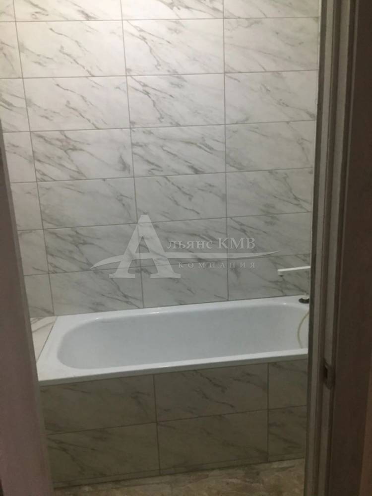 5fca2085-efba-4b22-bb72-8773ab4a46e1