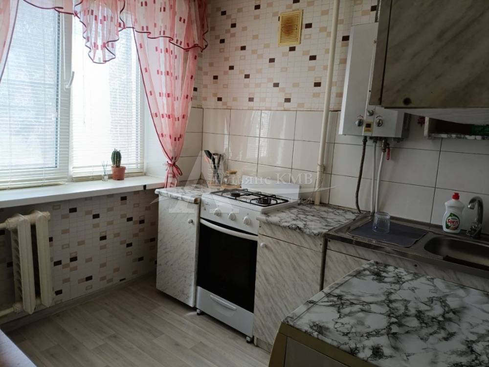 photo_5323508961946309513_y