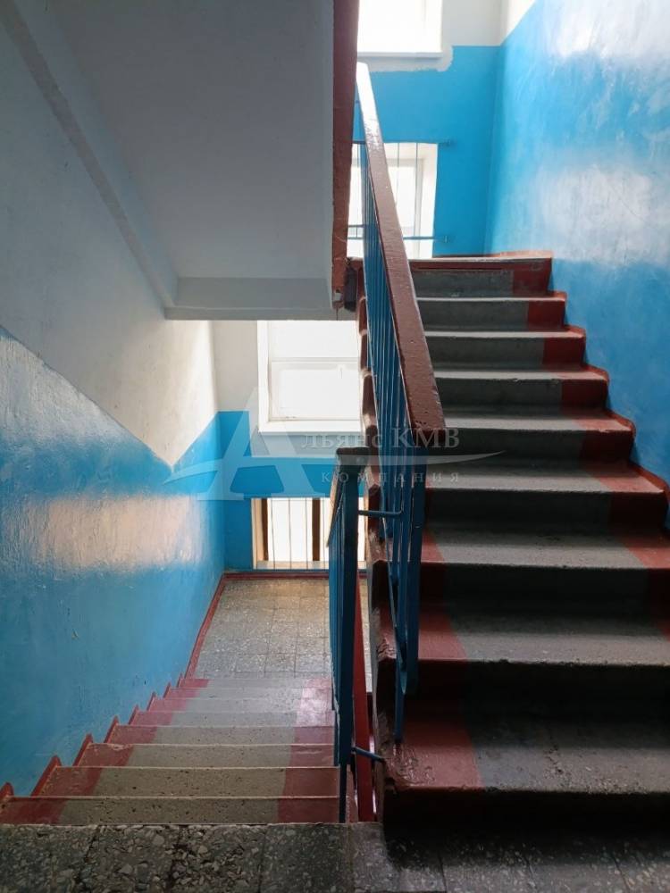 photo_5323508961946309497_y