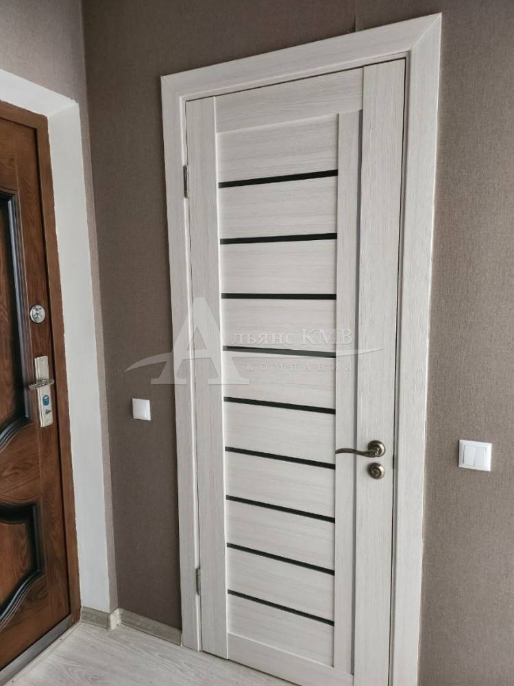 photo_5289763068894189543_y