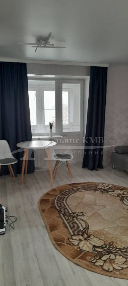 photo_5276037852359760088_y