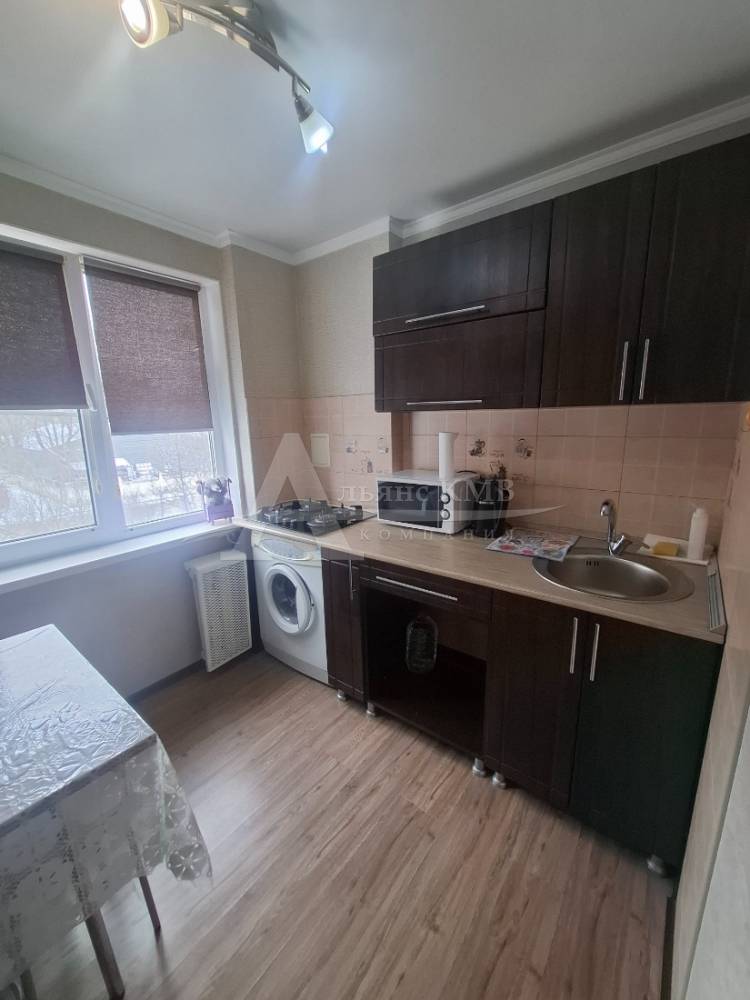 Ставропольский край, Минеральные Воды, Советская ул.; Квартира 31,80м² 3/5 эт.