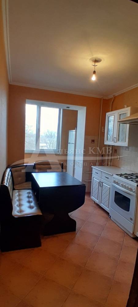 Ставропольский край, Минеральные Воды, Чапаева ул.; Квартира 65м² 3/5 эт.