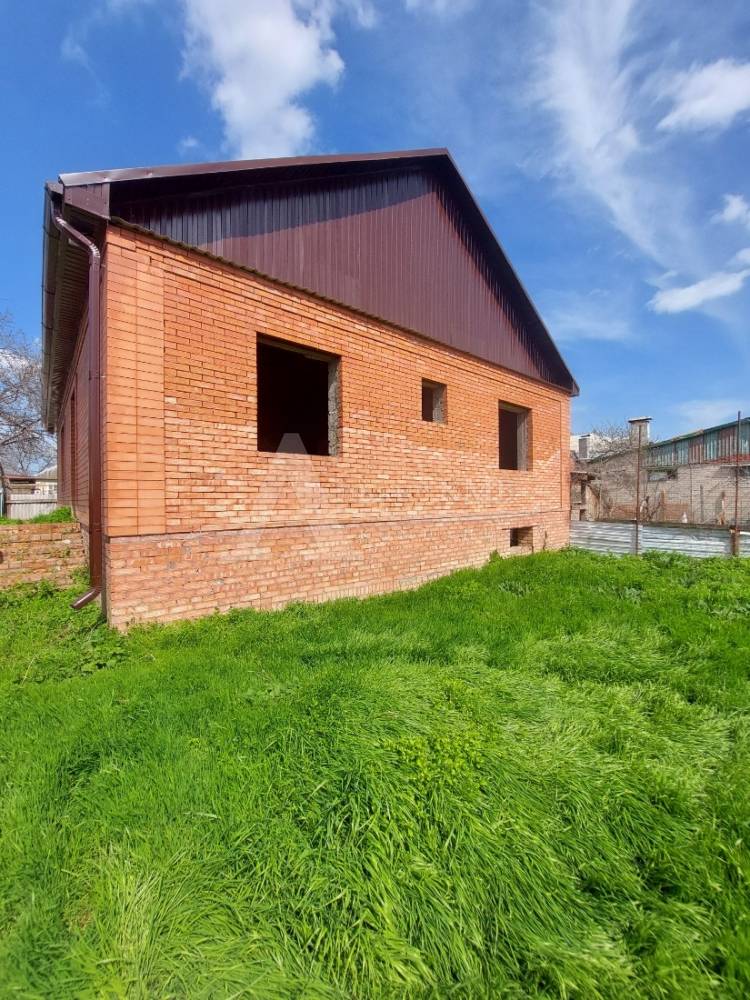 Ставропольский край, Георгиевск, Советская ул.; Дом 150м² на участке 4 сот. 1 эт.