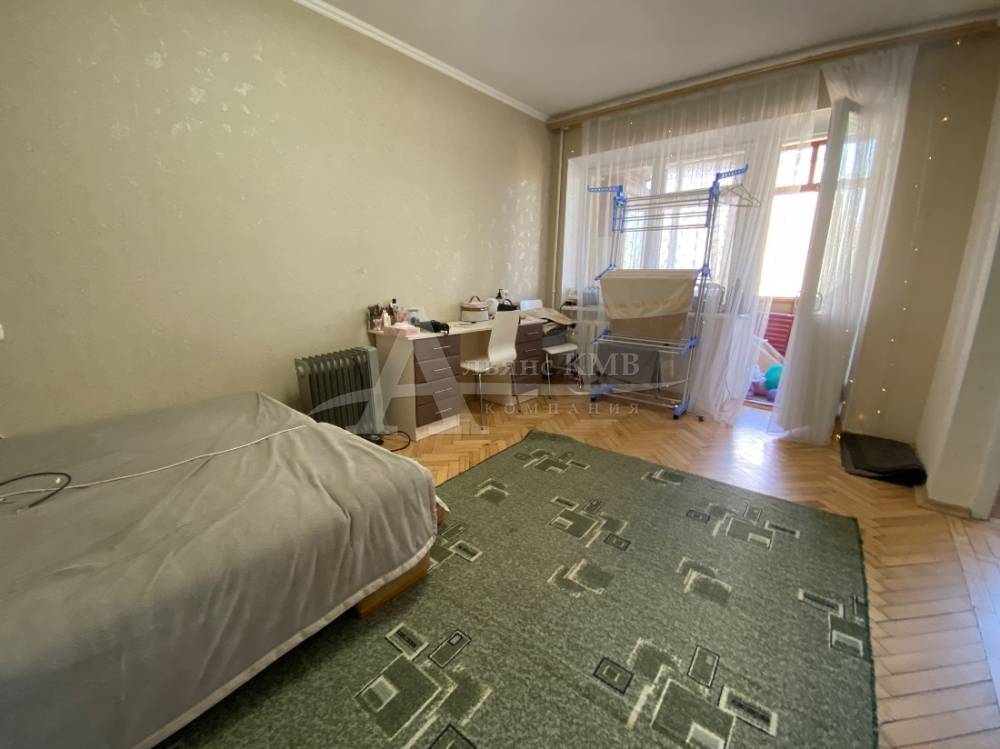 Ставропольский край, Кисловодск, Островского ул.; Квартира 29,10м² 3/5 эт.