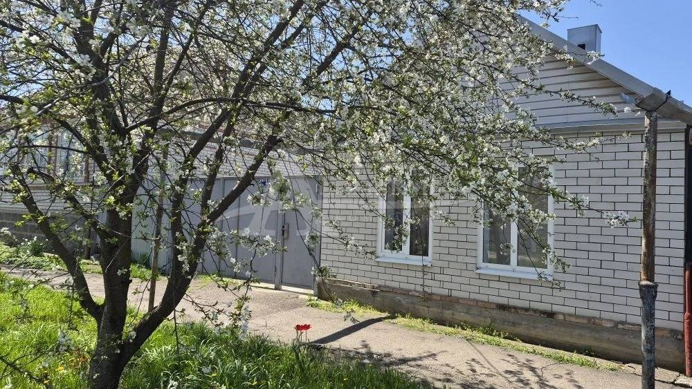Ставропольский край, Георгиевск, Энгельса ул.; Дом 58,60м² на участке 3,77 сот. 1/1 эт.