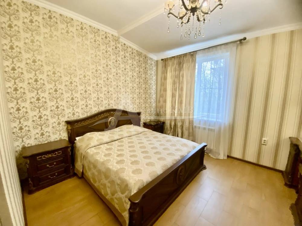 43701e80-85aa-4c11-97e9-42b3888b0958