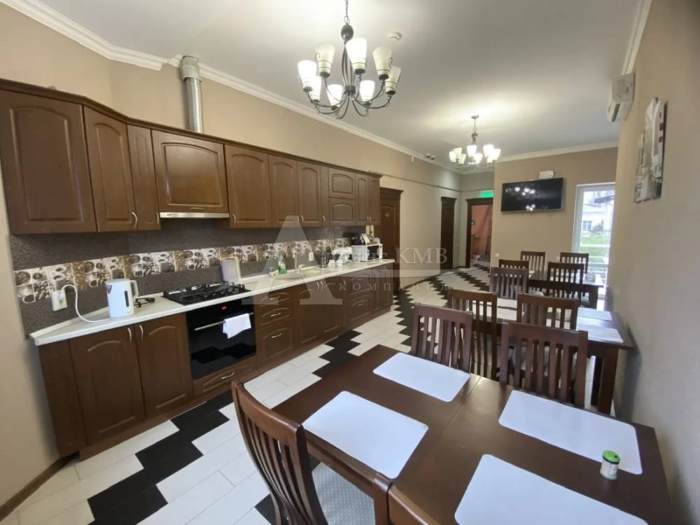 f5c489f8-166a-4e2a-8a97-9a36c91f5667