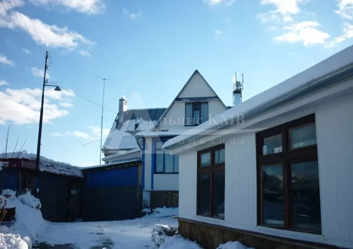 5df93ccc-e37e-4645-9c98-a1d80a536b82