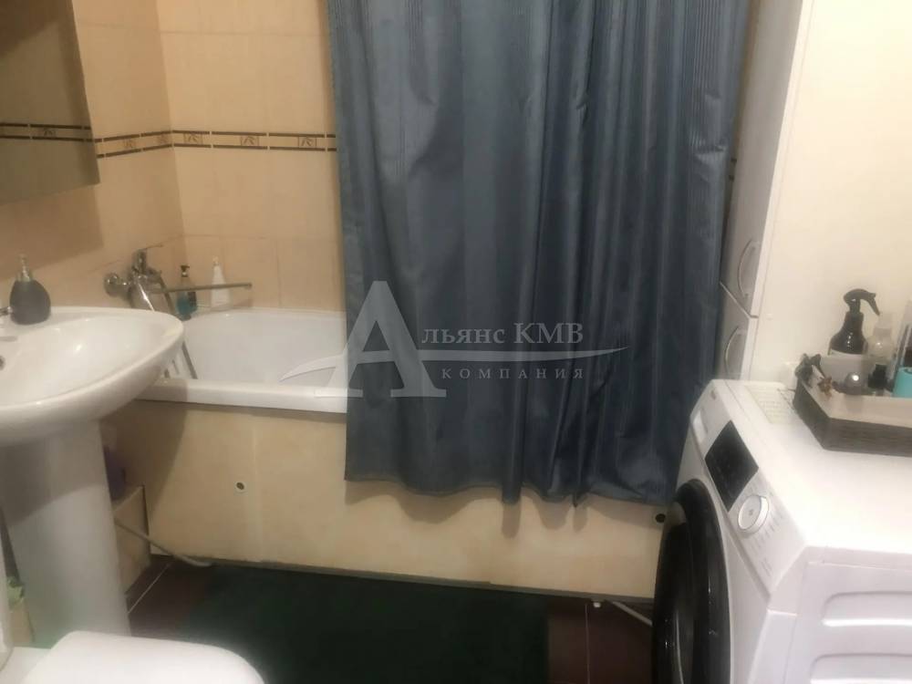 202a6476-0fd6-4178-b917-611a9a5b62be