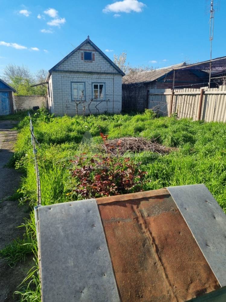 Ставропольский край, Георгиевск, Чапаева ул.; Участок на участке 4 сот.