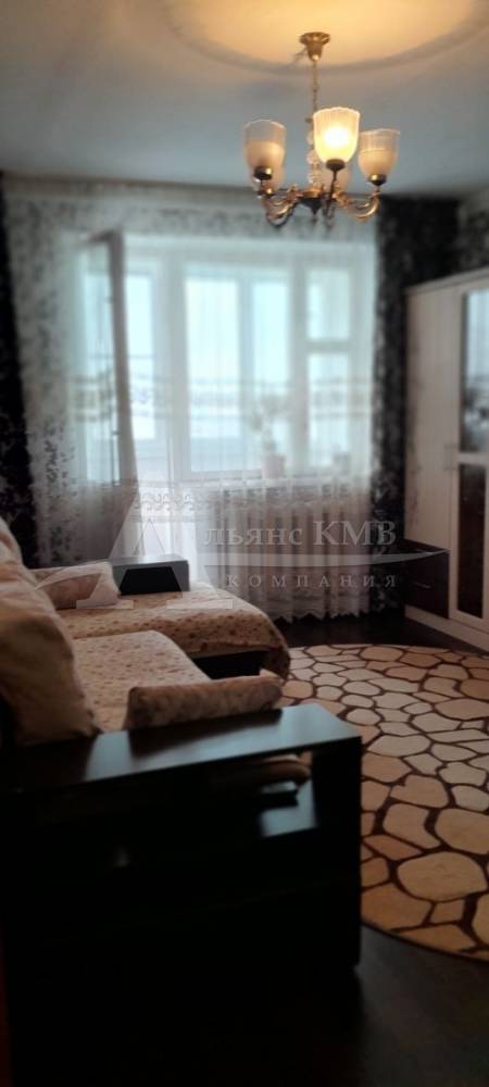 photo_5269297498189140523_y