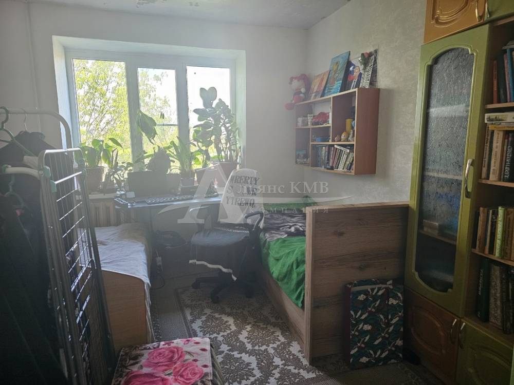 Ставропольский край, Георгиевск, Кочубея ул.; Комната 13,50м² 3/5 эт.