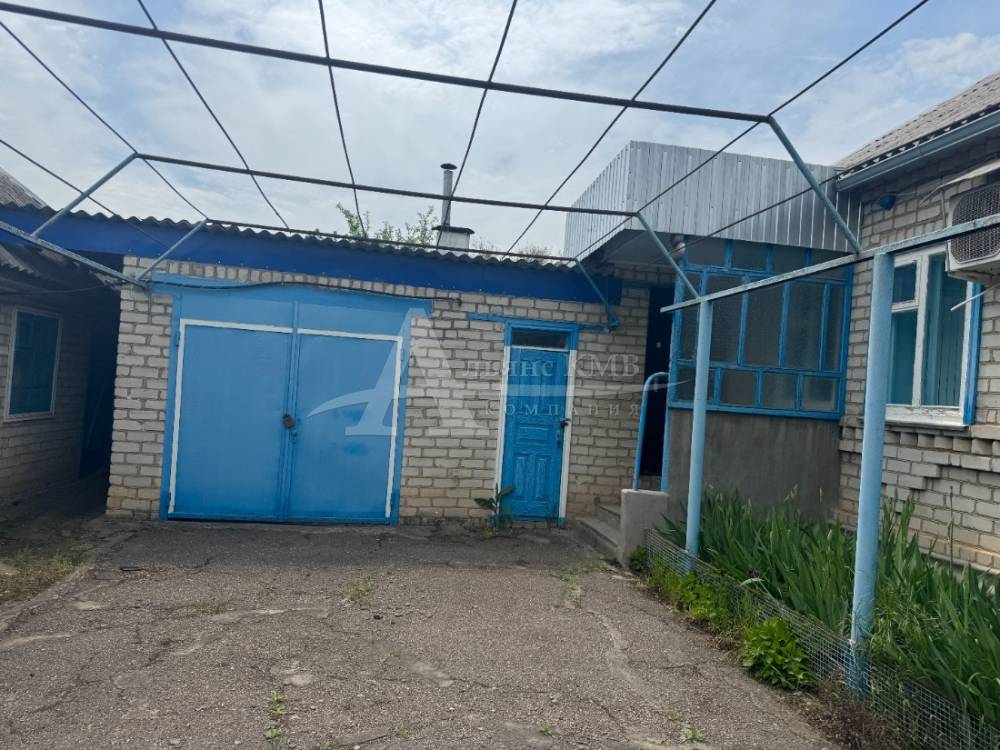 Ставропольский край, Центр, Нины село, Кирова ул.; Дом 78,30м² на участке 9,70 сот. 1 эт.