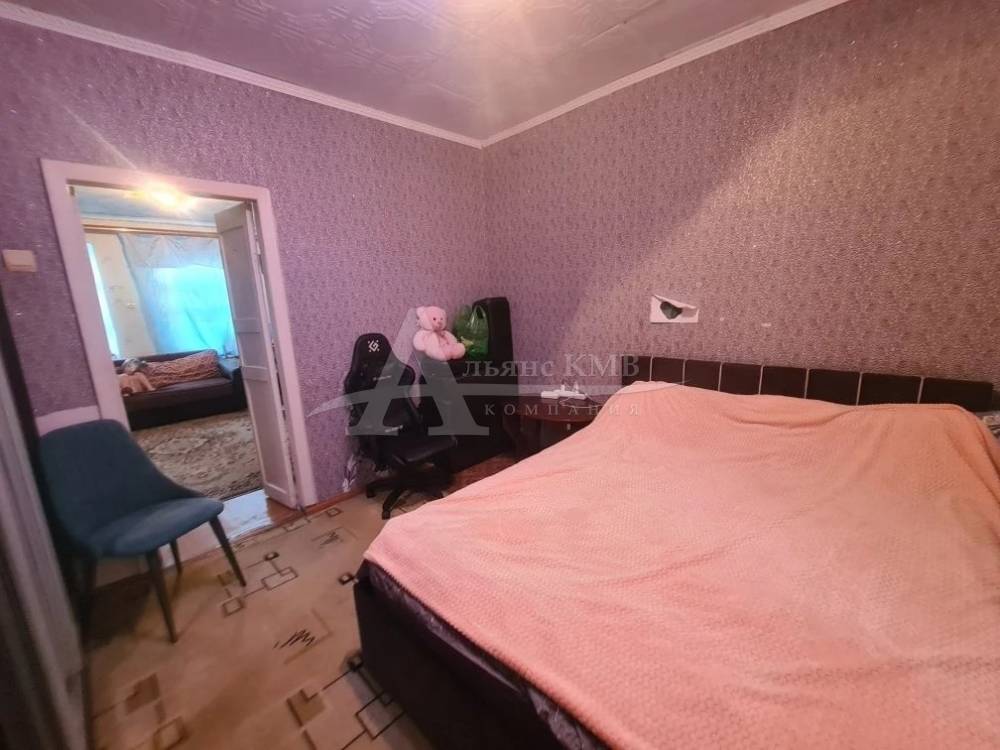 1001592549