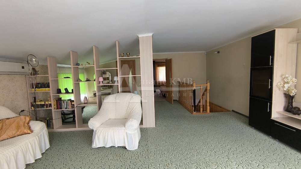 Ставропольский край, Зеленокумск, Кооперативный пер.; Дом 141,30м² на участке 6 сот. 2 эт.