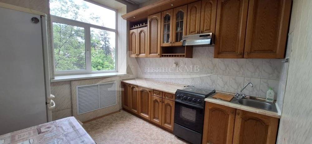Ставропольский край, Ессентуки, Пушкина ул.; Квартира 48м² 3/3 эт.