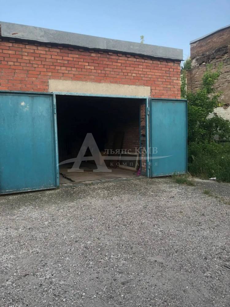 fb6cdf28-122c-4ba4-b435-276cca088327