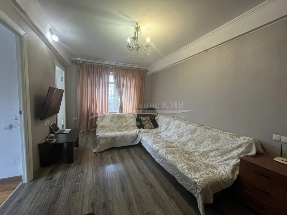 Ставропольский край, Пятигорск, Московская ул.; Квартира 86м² 2/5 эт.