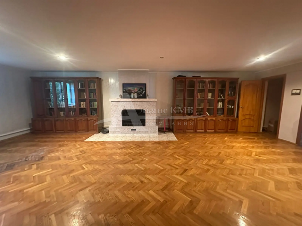 Ставропольский край, Железноводск, Кольцевая ул.; Дом 142м² на участке 6 сот. 2/2 эт.