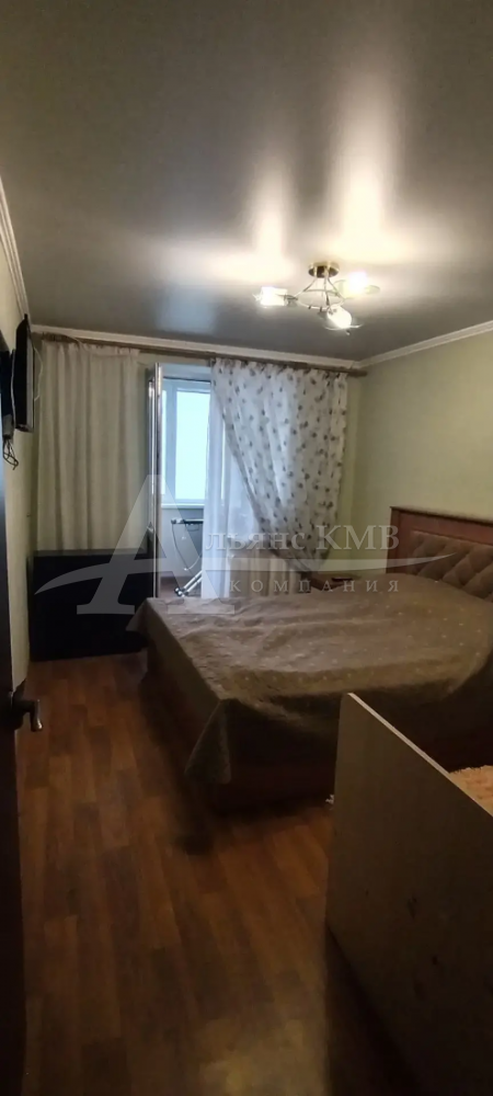 c6688924-f0aa-4c9b-8381-6f4a083baf46